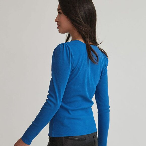 Ribbed Buttondown V-Neck Long Sleeve T-Shirt - Picture 4 of 5